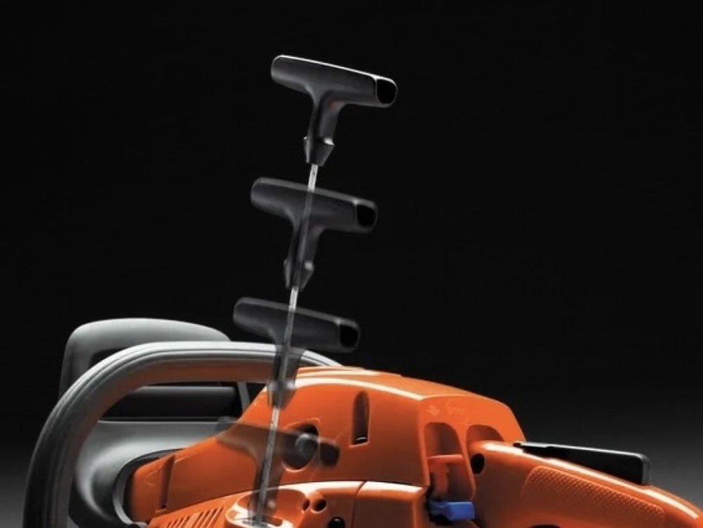 Startování pily Husqvarna