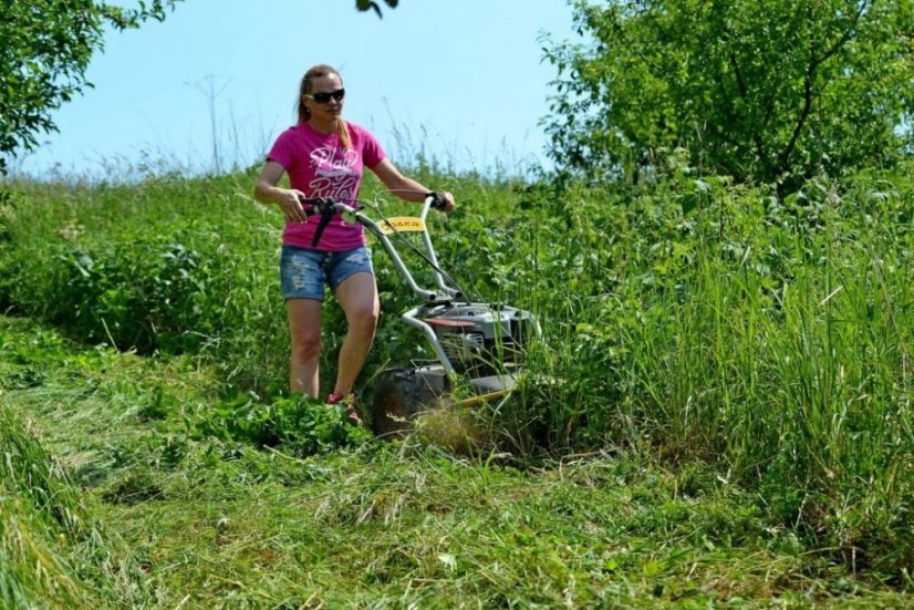 Pohonná jednotka Panter FD2H L224 s bubnovým sečením RZS70K