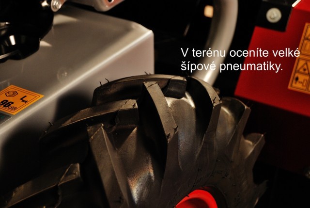 Pohonná jednotka Panter FD2H s diskovým sečením DZS125