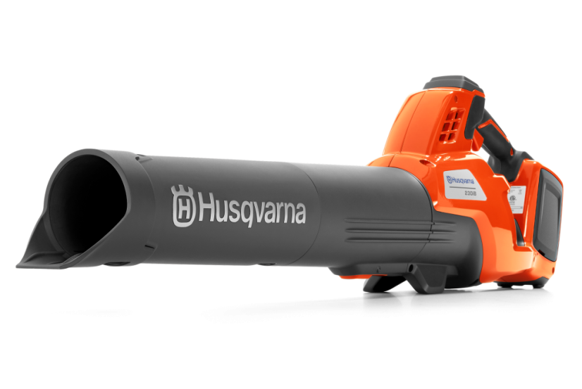 Husqvarna 230iB s akumulátorem a nabíječkou