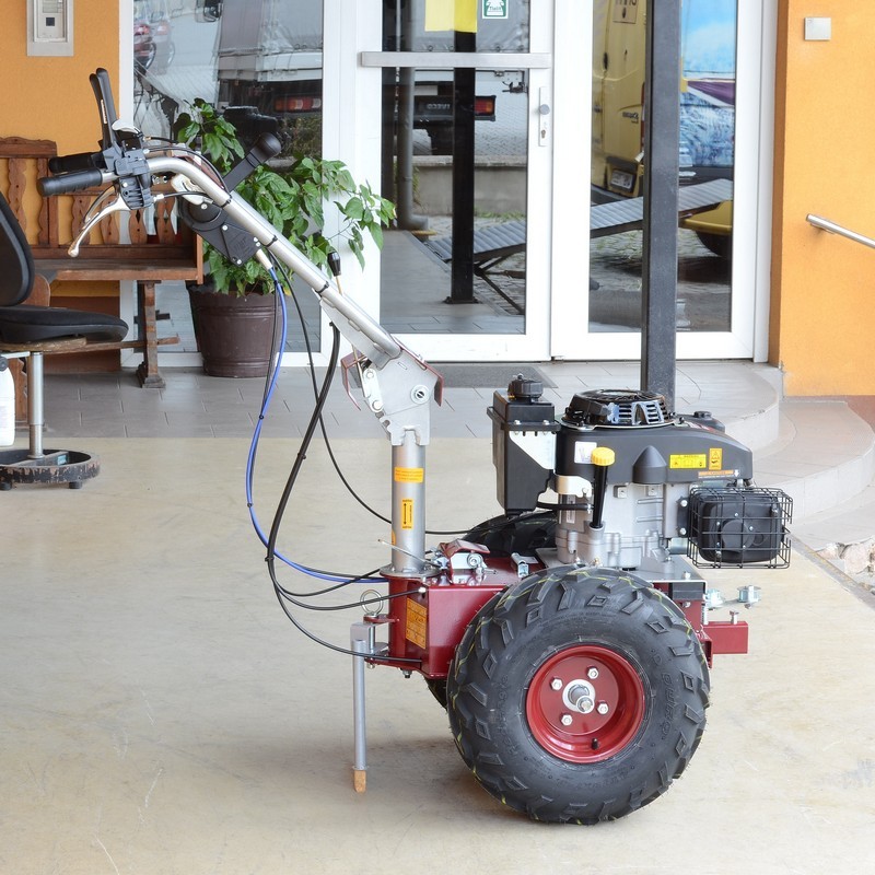 Pohonná jednotka Panter FD3eco L352 s bubnovým sečením RZS70K