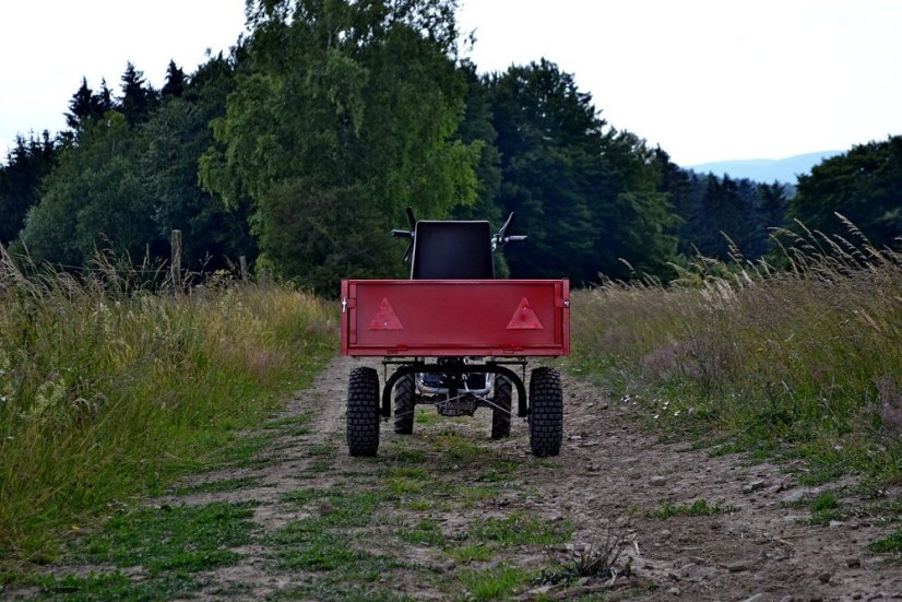 Pohonná jednotka Panter FD2H s valníkem HV 220/S