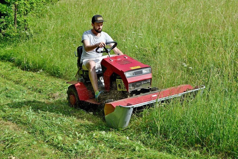 Pohonná jednotka Panter FD52V s cepákovým mulčovačem MC100