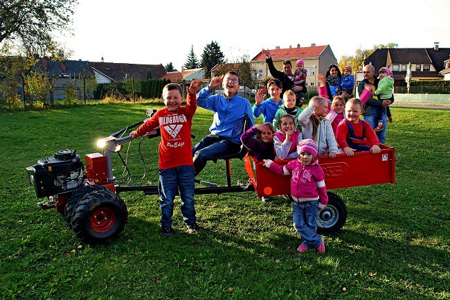 Vozík Vares HV 220/S pro stroj Panter ! SAMOSTATNĚ NEPRODEJNÉ !