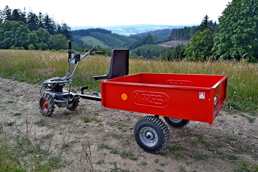 Pohonná jednotka Panter FD2H s valníkem HV 220/S