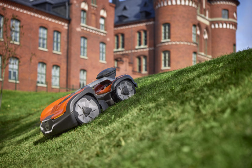 HUSQVARNA AUTOMOWER® 535 AWD EPOS®