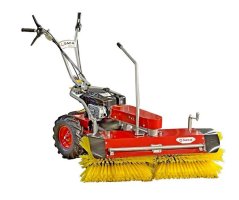 Pohonná jednotka Panter FD2 se zametacím kartáčem SB110