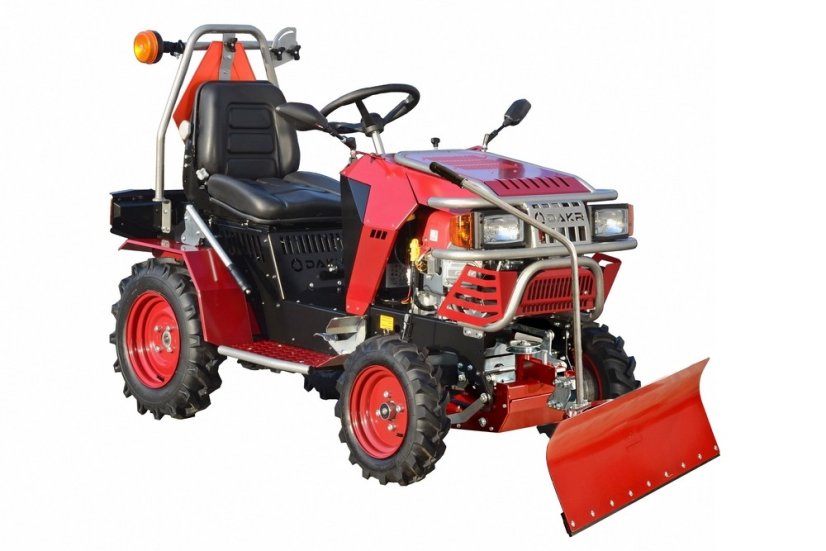 Pohonná jednotka Panter FD52V se shrnovací radlicí RAP100 Pohonná jednotka Panter FD52V se shrnovací radlicí RAP100