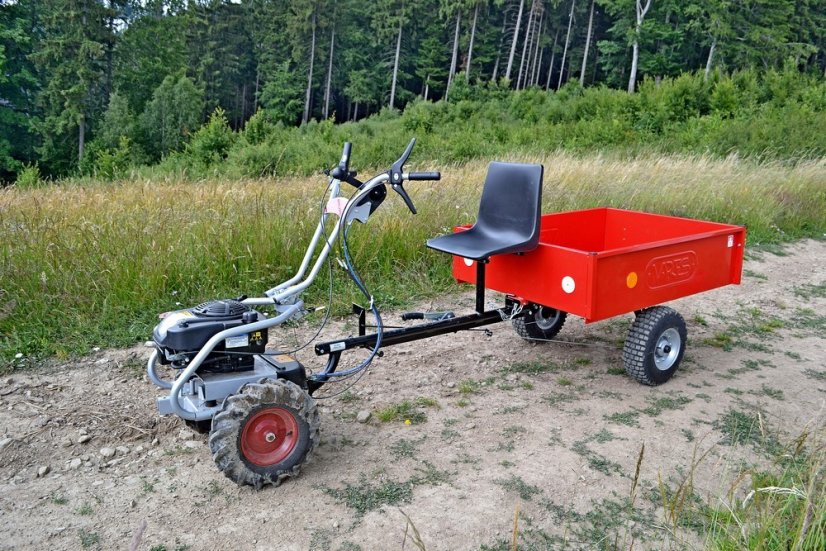 Pohonná jednotka Panter FD2H s valníkem HV 220/S