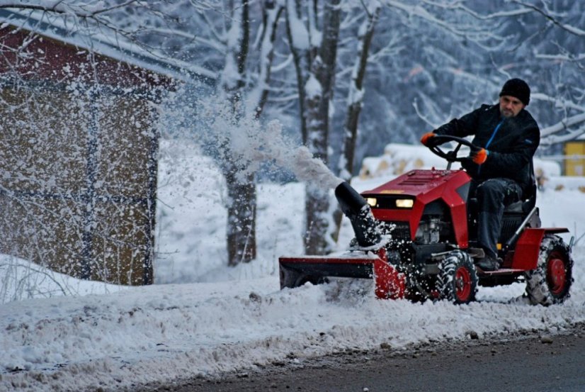 Sněhová fréza SF70