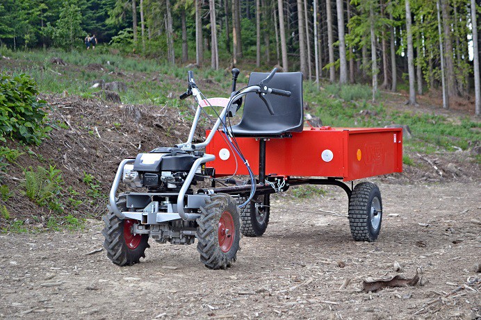 Pohonná jednotka Panter FD2H s rotavátorem ROT