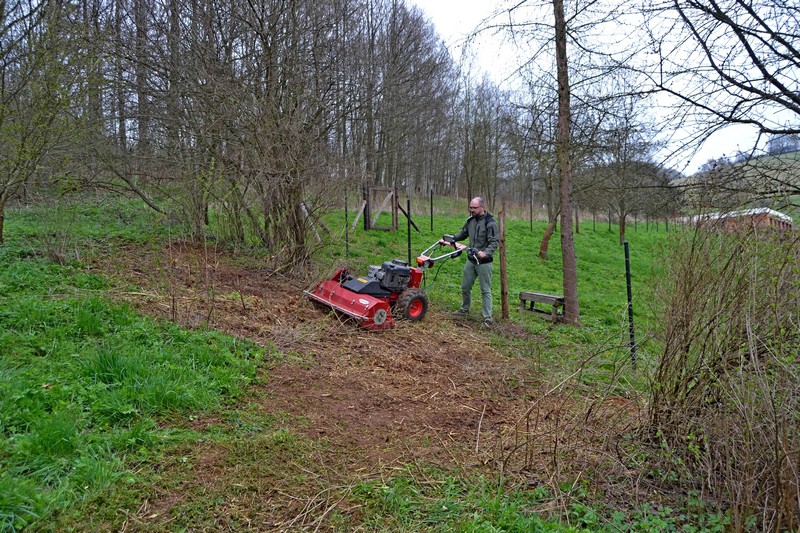 Pohonná jednotka Panter FD3-500 s cepákovým mulčovačem MC100