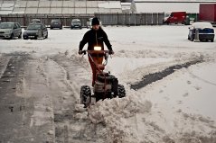 Pohonná jednotka Panter FD3-500 se shrnovací radlicí RAP100