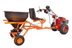 Rozmetadlo soli a umělých granulovaných hnojiv KRH 03 se sedačkou